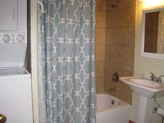 Private Bathroom off of King Bedroom with Washer/Dryer