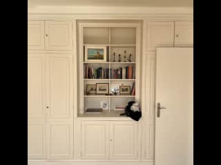 Storage area in bedroom