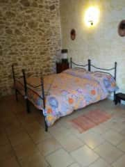 Main house-Monks room - Double Bed