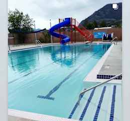In summer, it’s great fun to visit the Twisp Community Pool - a short walk from the house