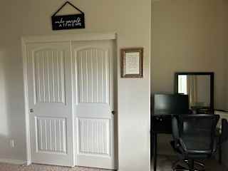 Closet where you can hang clothes 
Hangers available