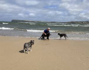 Beach fun in Padstow with Silus, Elsie and Rita.