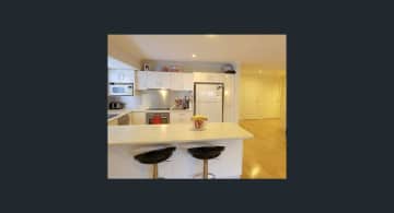 Kitchen with kettle, toaster, coffee machine and blender available