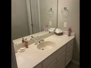 2th bathroom