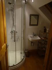 Ensuite shower