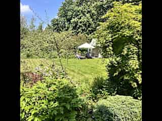 Summer House and front garden