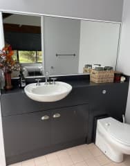 Ensuite to Housesitter's Room