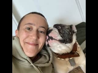 Sloppy kisses with Edgar