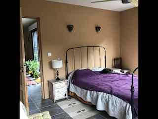 Bedroom 2 all new matress and en-suite in hallway to seperate intrance to the outside.