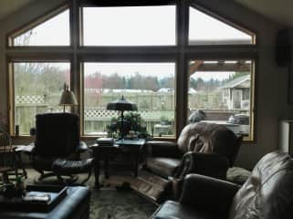 Living room view to the mountains