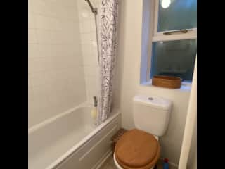 Guest en-suite