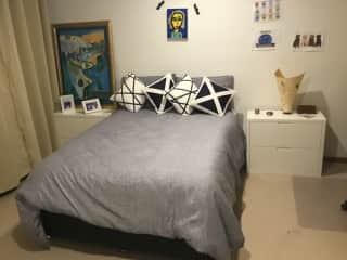 2nd bedroom