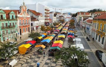 Daily fruit market in Caldas da Rainha