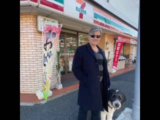 Checking out Japan's famous 7-11 stores together!