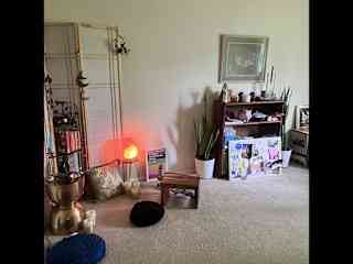 Meditation room/ second bedroom (air mattress available)