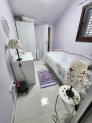 Single bedroom