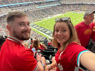 Visited Las Vegas on a way to Canada (who wouldnt? :D) with faimly and watched Kansas City vs Rangers Game!