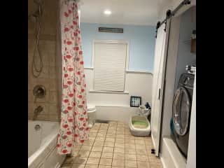 Another view of the second floor bathroom.