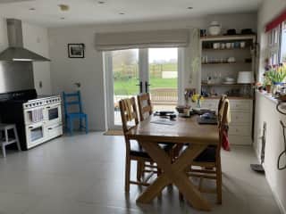 Dining area / kitchen