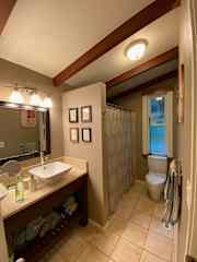 Main bathroom