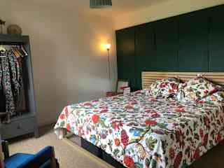 Guest bedroom on the ground floor