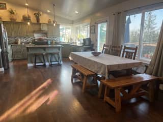 Kitchen and dining area.
