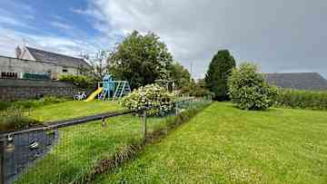 Back garden (fence is just to stop dogs escaping)