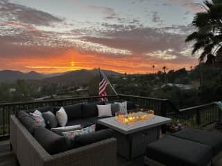 Outdoor fire pit table