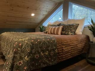 King bed in loft