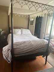 Upstairs bedroom