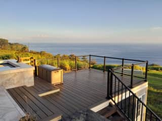 Lanai deck and ocean view.