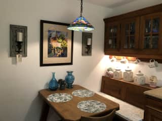 Charming eat-in kitchen.