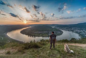 From the opposite side of my house and the River Rhine you will have this view at the village Filsen, where I live. The village lies within the biggest loop of the Rhine River. My house lies in the very back of the village, where nature begins.