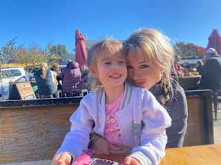 Liv and her baby sis ❤️