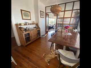 Dining room.