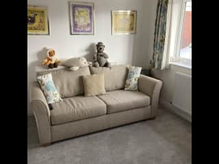 Snug/extra tv/sewing room