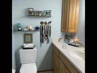 Bathroom. Ha ha, it’s a high seat!!!