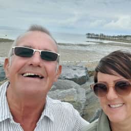 Profile image for pet sitters John & Kate