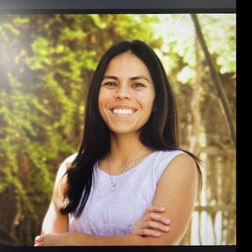 Profile image for pet sitter Lorena