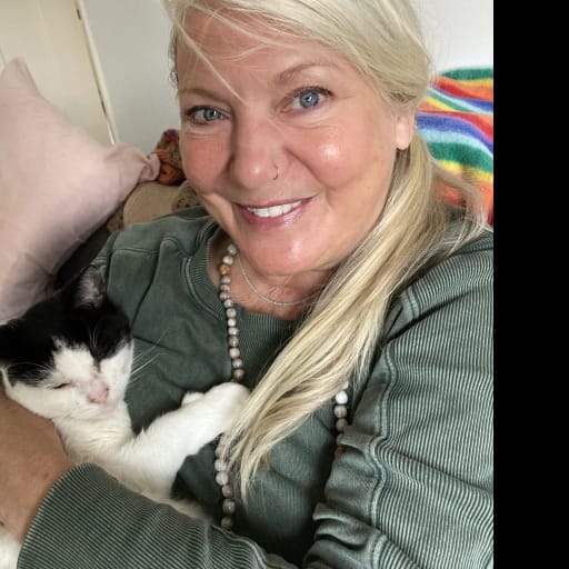 Profile image for pet sitter Susan