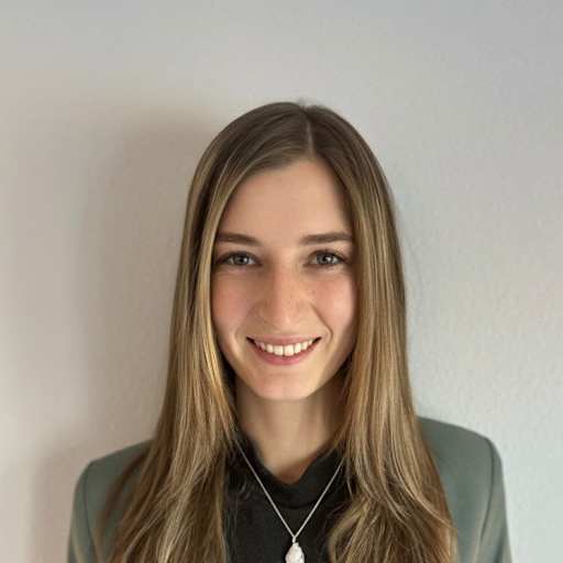 Profile image for pet sitter Theresa