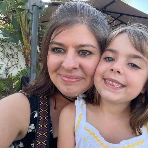Profile image for pet sitters Cristina & Beth
