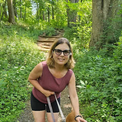 Profile image for pet sitter Julie