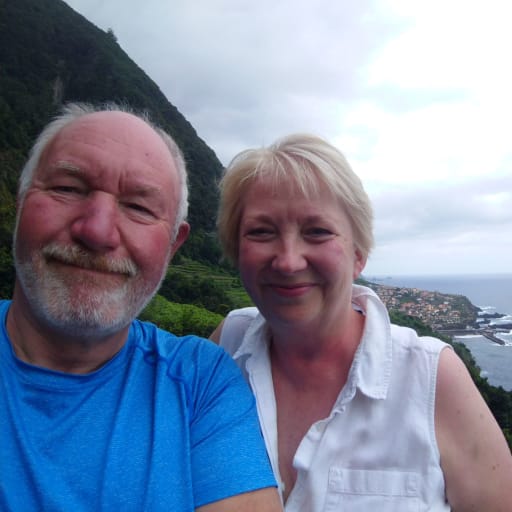 Profile image for pet sitters Steve & Susan