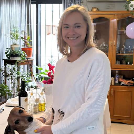 Profile image for pet sitter Elvira