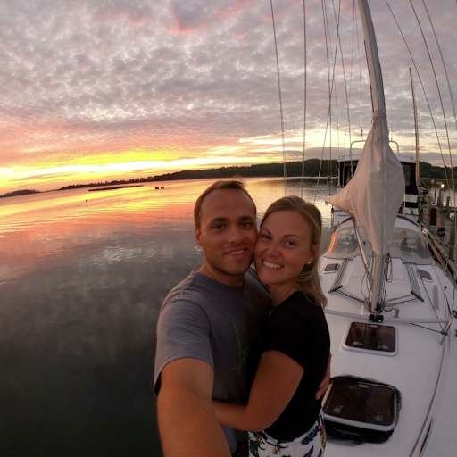 Profile image for pet sitters Lisa & Erik