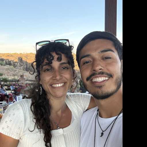 Profile image for pet sitters Ricardo & Myrllam
