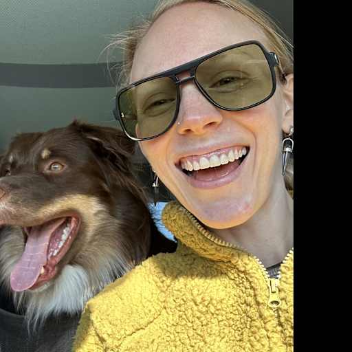 Profile image for pet sitter Demi