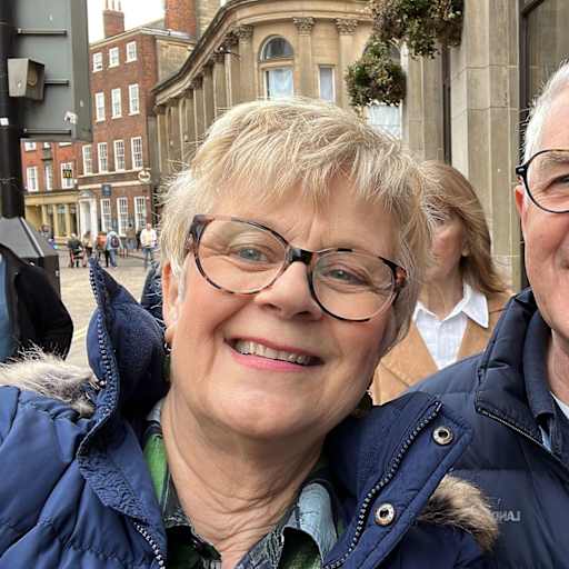 Profile image for pet sitters Claire & John