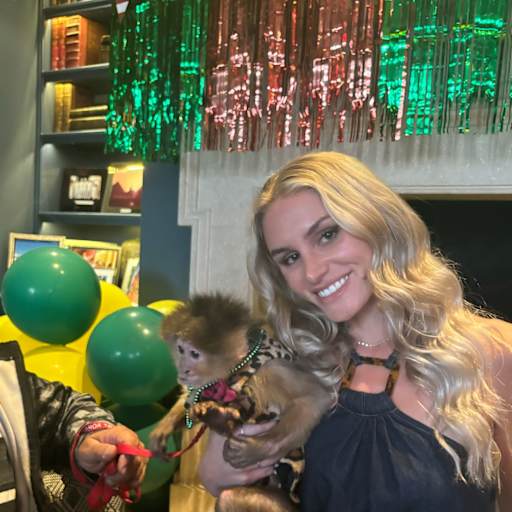 Profile image for pet sitter Jenna